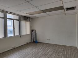 Hoa Nam Building (D8), Office #329806341